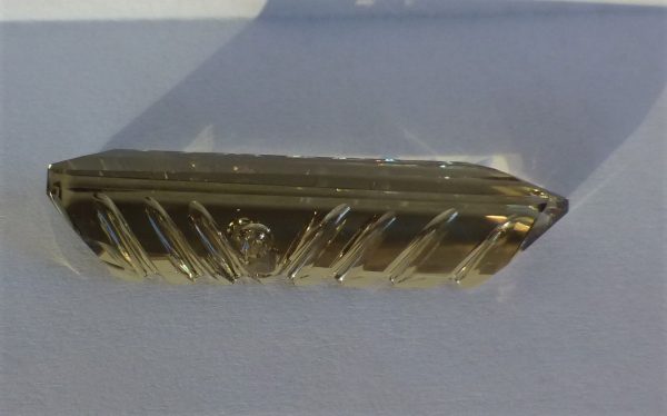 21.80 cts. Zultanite® Carved Monument by Christopher Wolfsberg - Image 8