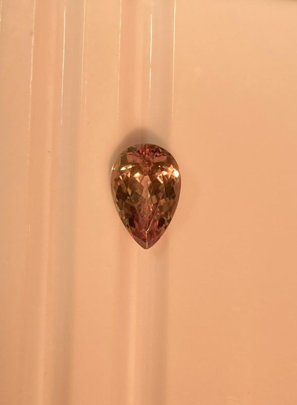 5.50 cts. Zultanite® Wobito Pear Shape 14 x 9.3x6.4mm - Image 4