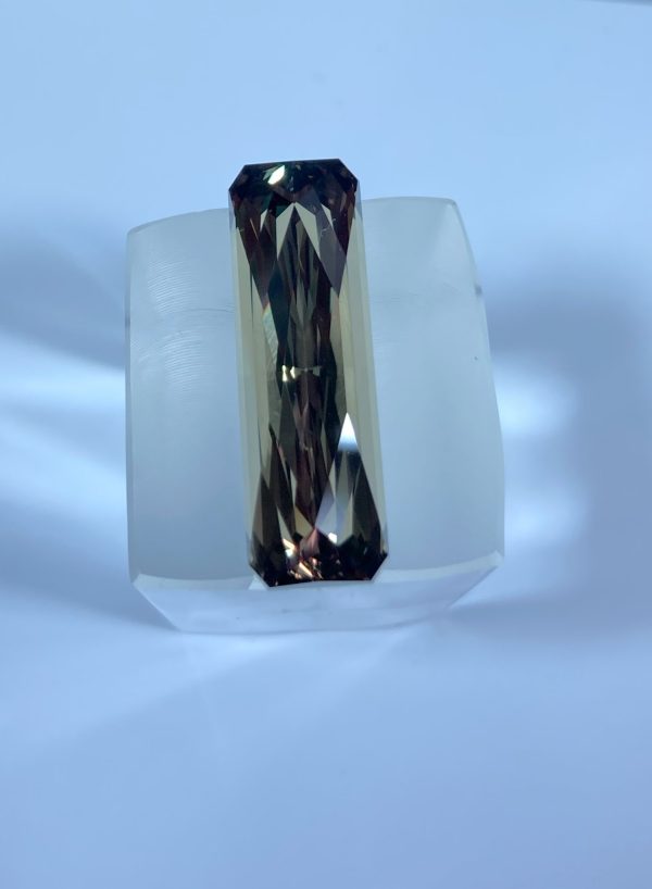 26.31 cts. Zultanite® Deep Fancy Radiant by Stephen Kotlowski - Image 5