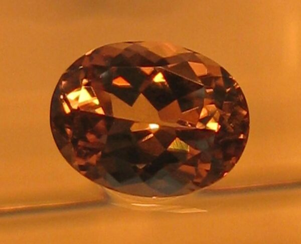1.98 cts. Zultanite® Oval Cut 9x7mm - Image 3