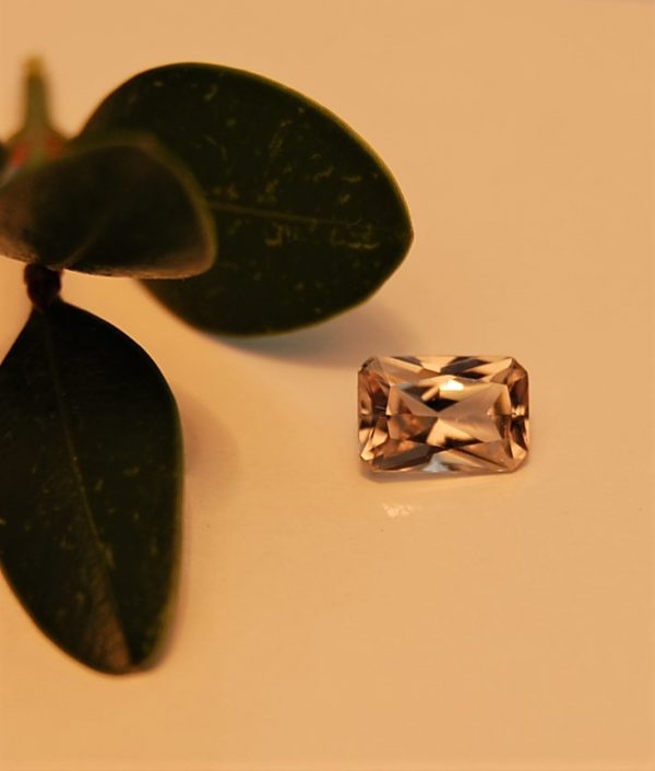 0.66 cts. Zultanite® Radiant Cut 6x4mm - Image 7