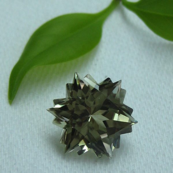 2.40 cts. Zultanite® Wobito Snowflake Gemstone 8 mm - Image 2
