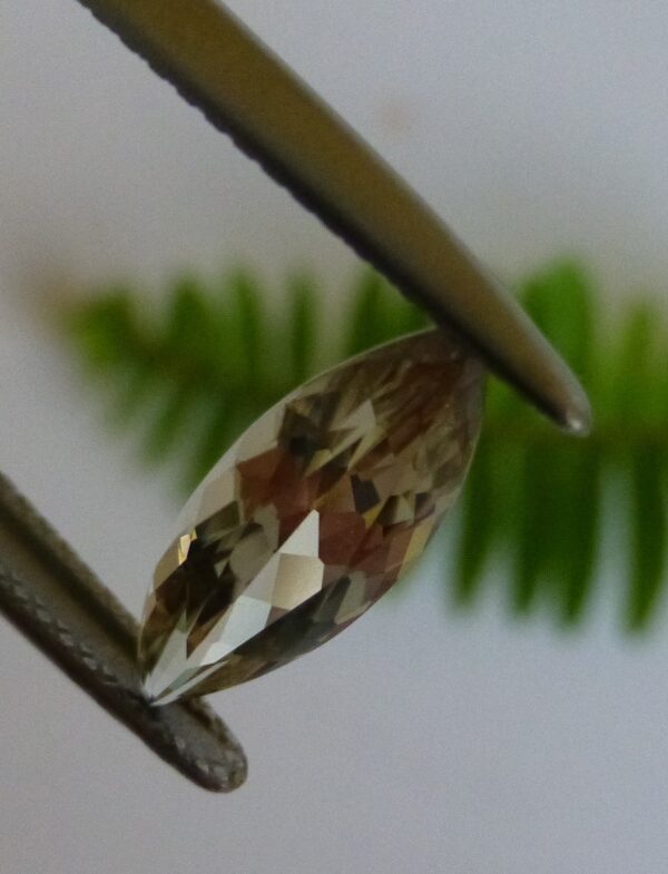 1.67 cts. Zultanite® Marquise Cut 13.6mmx5.3mm - Image 5