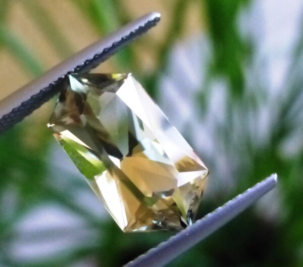 5.14 cts. Zultanite® Wobito Bowtie 15x8x6.4mm - Image 3