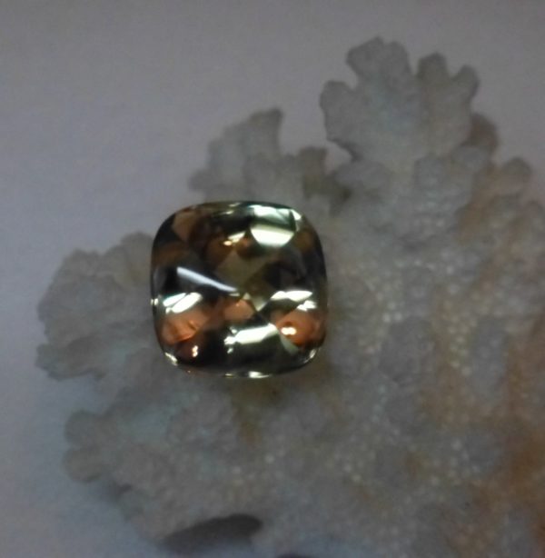 7.56 cts. Zultanite® Fancy Square Cushion 12mm - Image 2