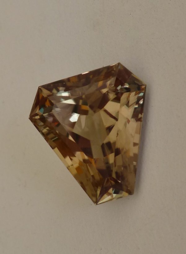 9.39 cts. Zultanite® Fancy Cut Corner Triangle, 15x14mm - Image 5