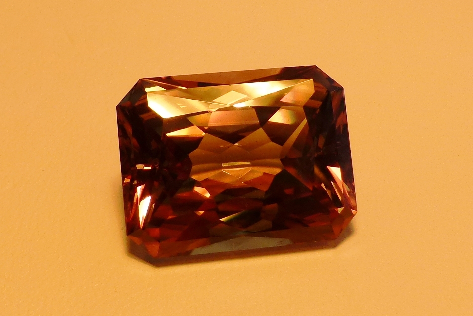 19.96 cts. Zultanite® Wobito Radiant, 19x14.6x8.5mm - Image 2