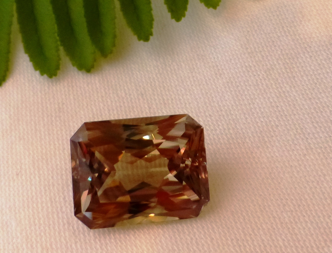 19.96 cts. Zultanite® Wobito Radiant, 19x14.6x8.5mm - Image 3