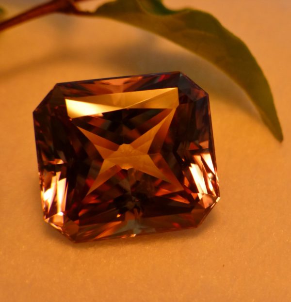 16.65 cts. Zultanite® Wobito Modified Emerald Cut, 15.7x14mm - Image 2