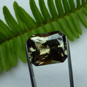 32.55 cts. Zultanite® Wobito Deep Radiant 20.7x17x11.7mm