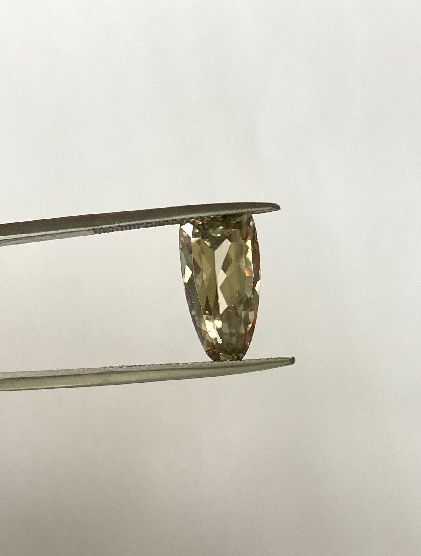 5.26 cts. Zultanite® Fancy Shield 15.5x8.2mm - Zultanite® Gems