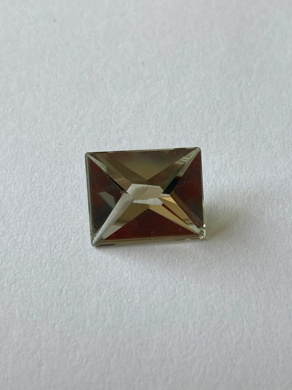 4.90 cts. Zultanite® Fancy Wobito Double Pyramid Cut 12mmx10mm - Image 3