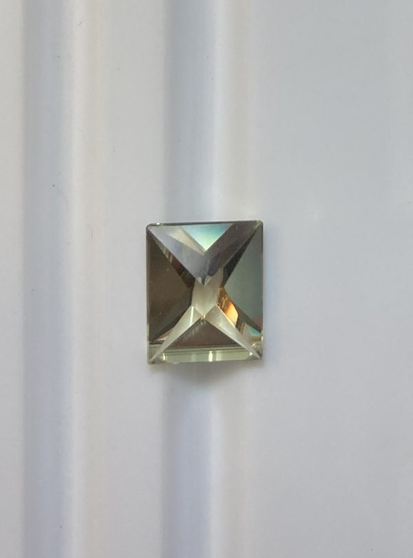 4.90 cts. Zultanite® Fancy Wobito Double Pyramid Cut 12mmx10mm - Image 5