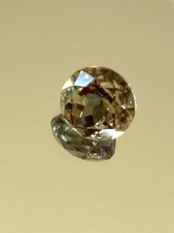 8.23 cts. Zultanite® Modified Portuguese Round 11.5mm - Image 4