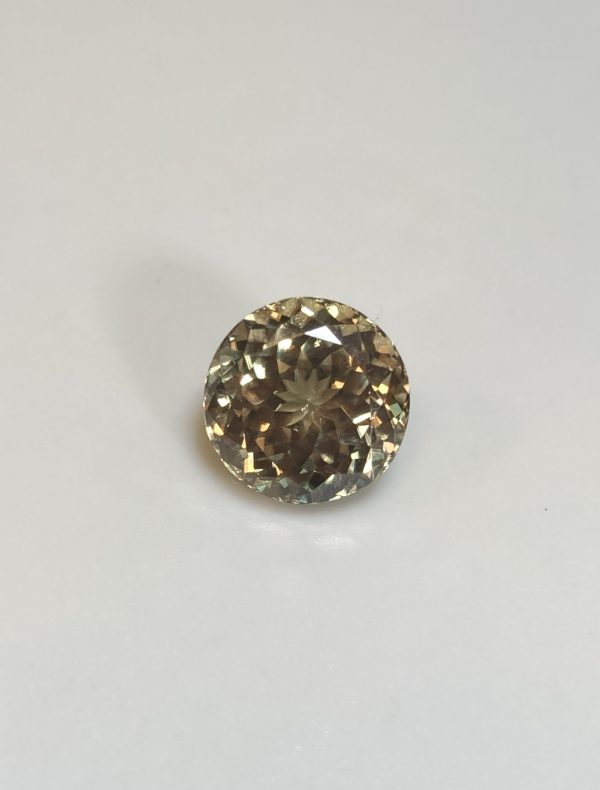 8.00 cts. Zultanite® Full Portuguese Round 11.7mm - Image 6