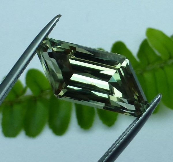 9.29 cts. Zultanite® Fancy Parallelogram, 20x9mm