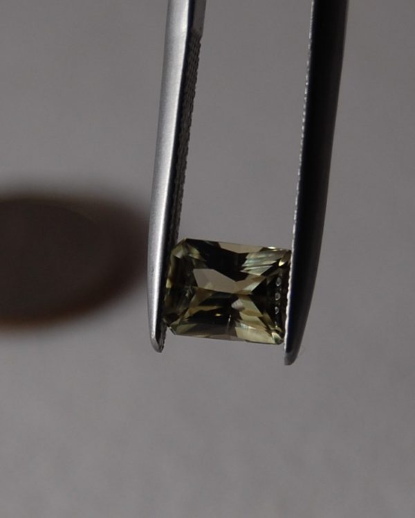 1.60 cts. Zultanite® Modified Emerald Cut 7.7mmx5.8mm - Image 8