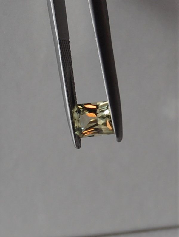 1.60 cts. Zultanite® Modified Emerald Cut 7.7mmx5.8mm - Image 4