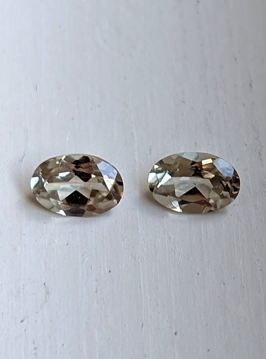Zultanite® Oval Gemstone PAIR (two pieces), 6mm x 4mm, minimum weight 0.88 carats