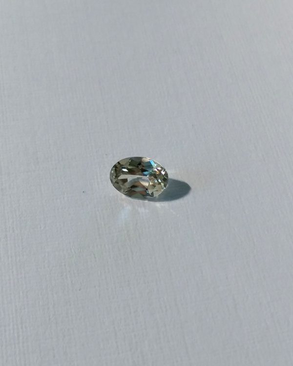 0.97 cts. Zultanite® Oval Cut 6.6x5.0mm - Image 3