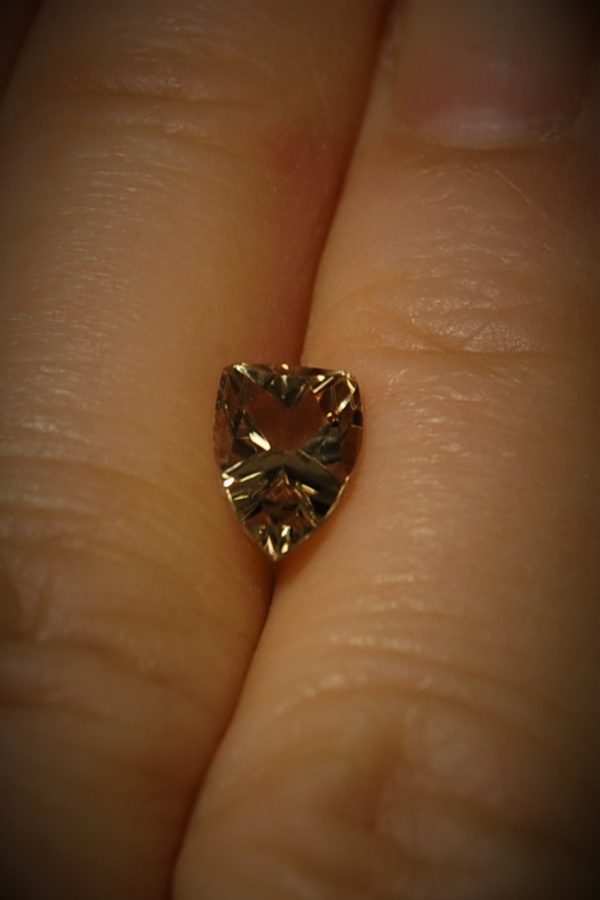 1.54 cts. Zultanite® Triangle Opposed Bar 9x6mm - Image 6
