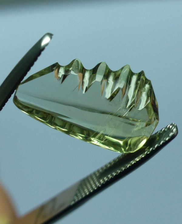4.61 cts. Zultanite® Fancy Carved Spear Tip by Christopher Wolfsberg - Image 3