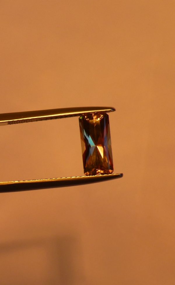 2.26 cts. Zultanite® Radiant Cut 11.5x5.2mm - Image 3
