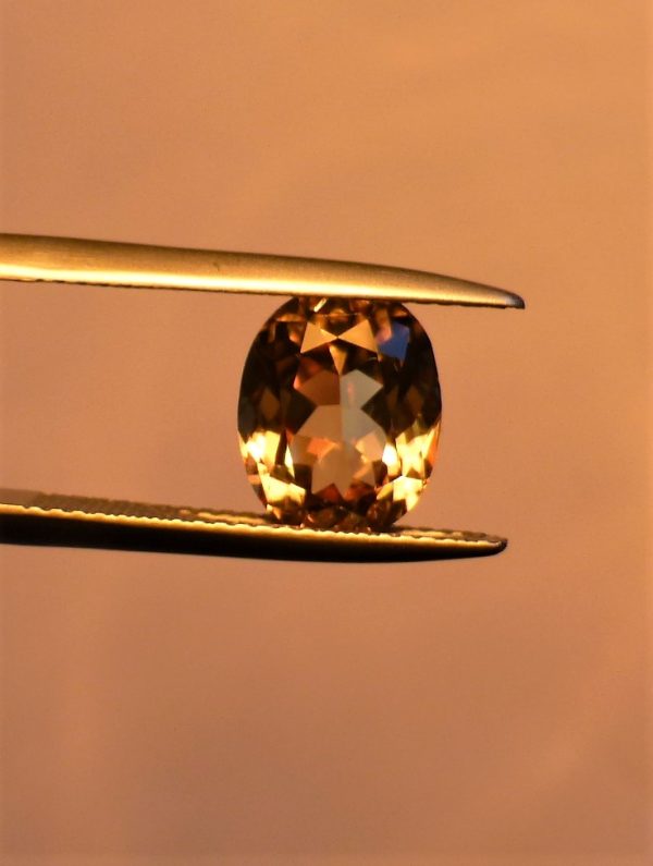 3.43 cts. Zultanite® Oval Cut 10x8mm - Image 6