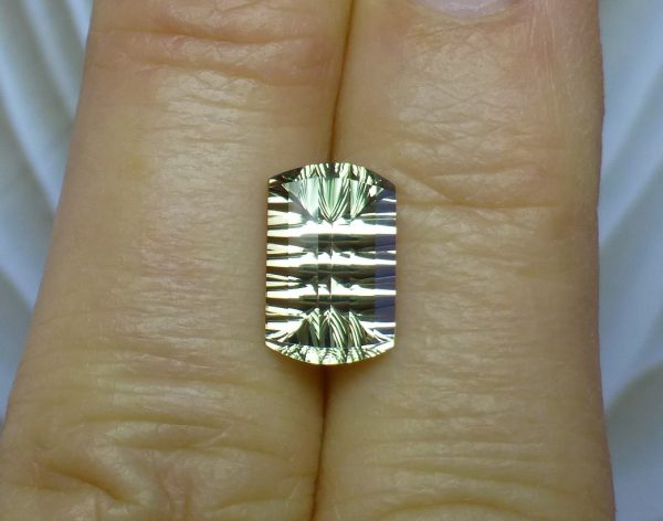 3.29cts. Zultanite® Concave Baguette Oval Cut 11x7x5mm - Image 3
