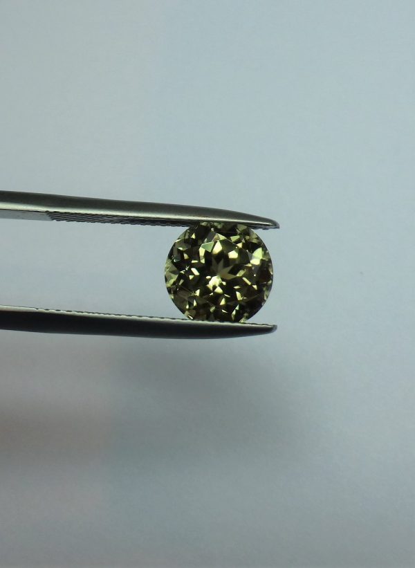 3.29 cts. Zultanite® Modified Portuguese Round 9mm - Image 7