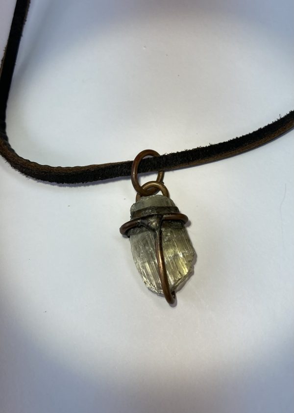 Necklace with 13.85 carat Color Changing Mineral Specimen Pendant - Image 9