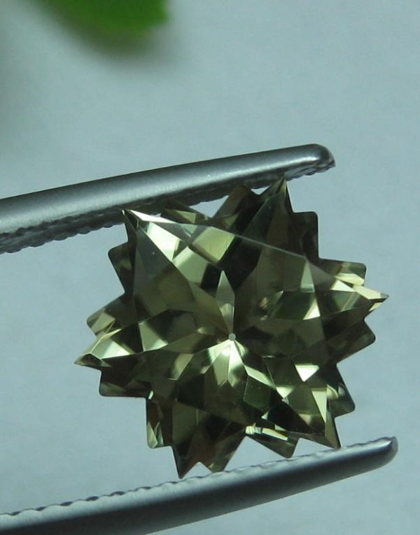 4.27 cts. Zultanite® Wobito Snowflake Gemstone 10mm - Image 4