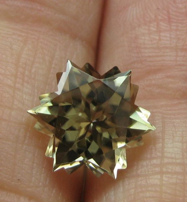 4.27 cts. Zultanite® Wobito Snowflake Gemstone 10mm - Image 5