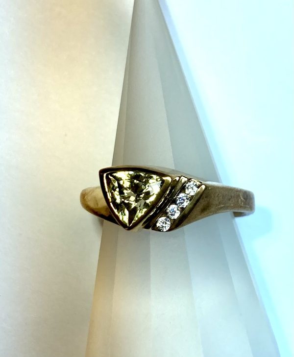 Ring, Yellow Gold Plated Bezel Set 6mm Trillion Zultanite® - Image 6