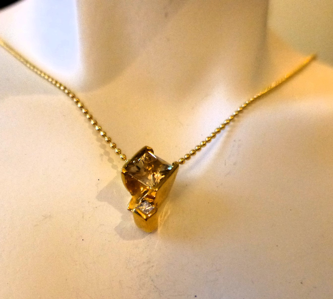 Pendant Necklace, Gold Plated 14K Silver, 0.75 cts. Princess Cut Zultanite® - Image 2