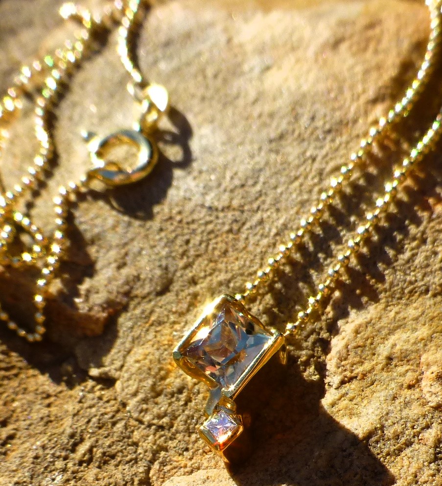 Pendant Necklace, Gold Plated 14K Silver, 0.75 cts. Princess Cut Zultanite® - Image 7