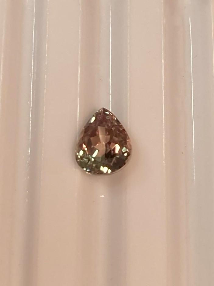 2.18 cts. Zultanite® Pear Shape 8.9x6.8mm - Image 5
