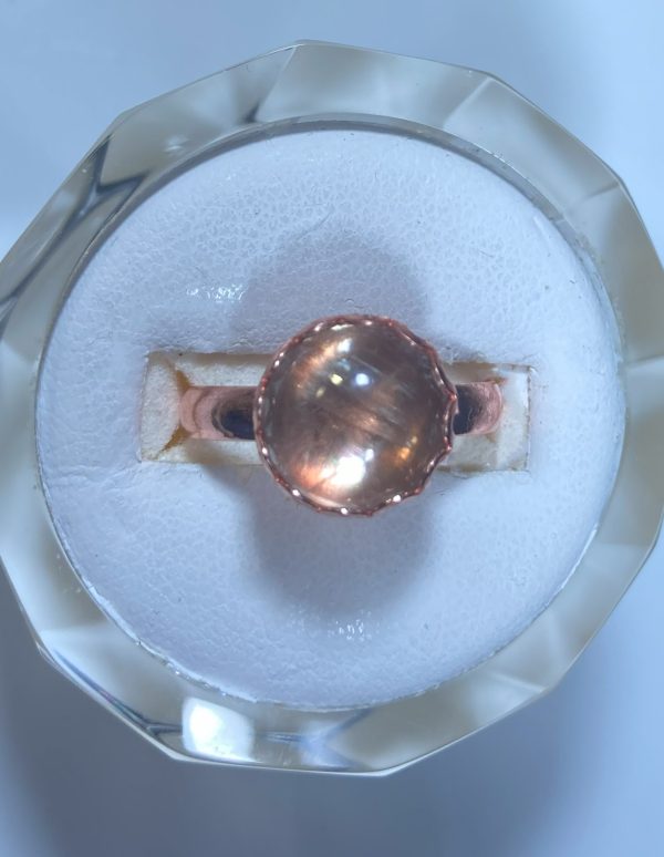 Ring, Rose Gold Colored Brass, 4.62 cts., 10 mm Round Cut Zultanite® Cabochon - Image 3