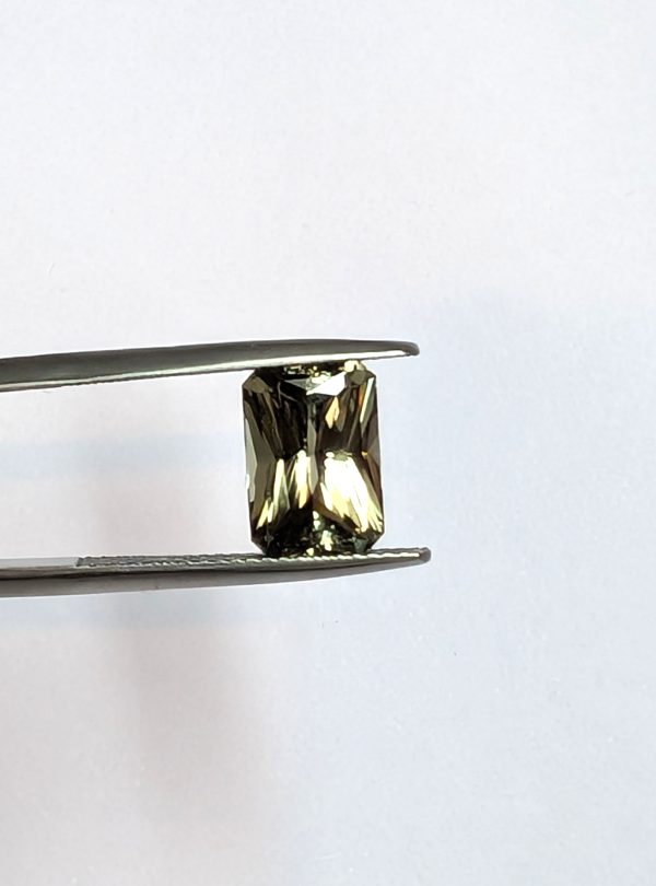 Zultanite® Gemstone, Radiant Cut 11 x 7.3mm