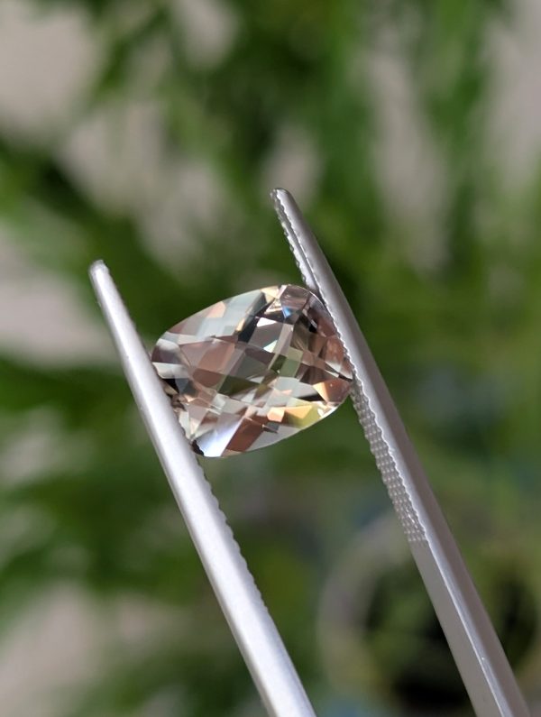 Zultanite® Gemstone, Cushion Checkerboard Cut