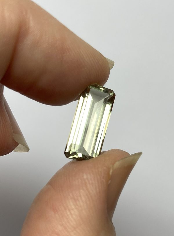 5.14 cts. Zultanite® Long Emerald Cut 16x7mm - Image 9