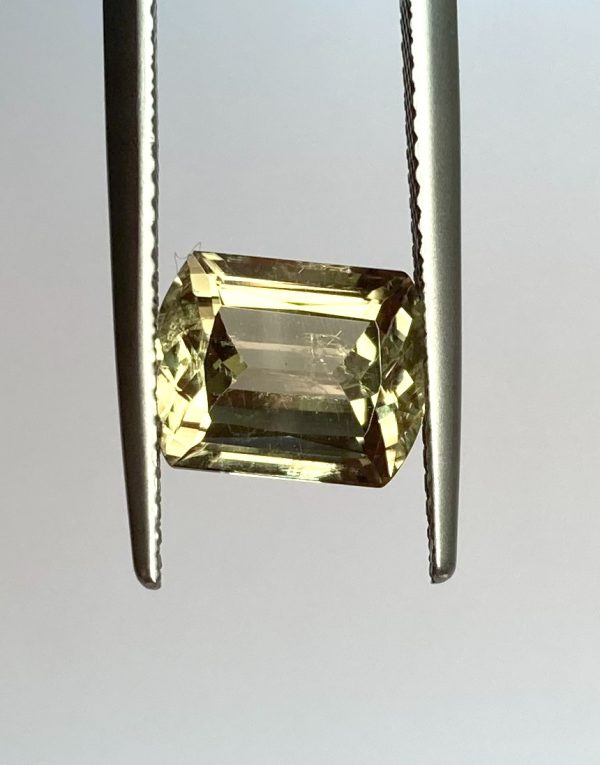 3.18 cts. Zultanite® Curved End Emerald Cut 9.5x7.5 - Image 5
