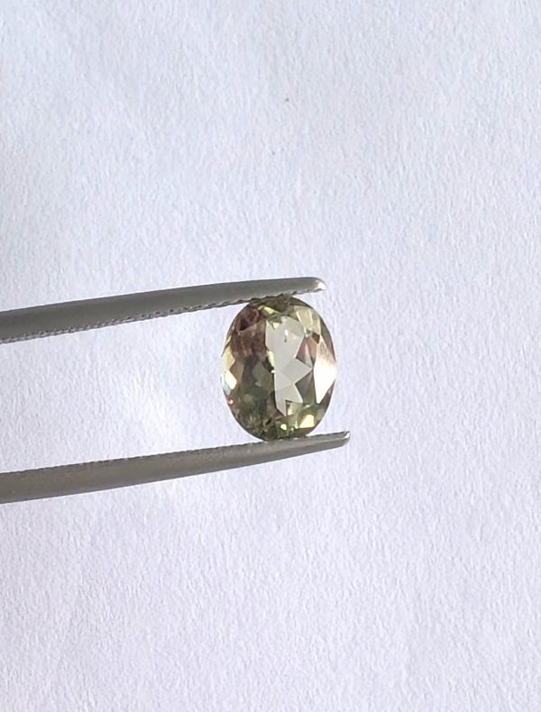 1.85 cts. Zultanite® Oval Cut 8.7x6.7mm - Image 3