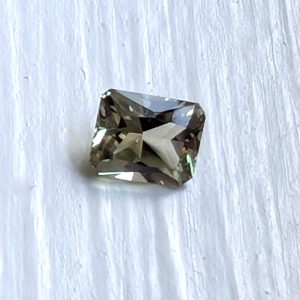 0.94 cts. Zultanite® Radiant Cut 6x5mm