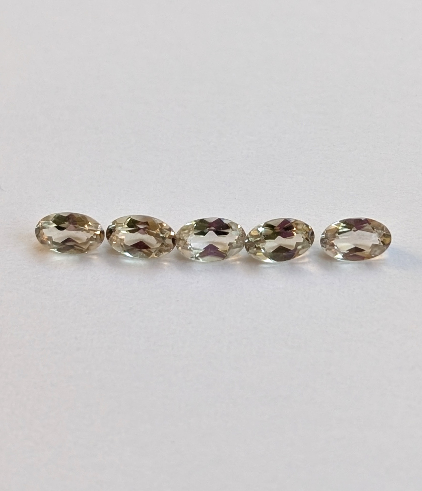 1.22 cttw. Zultanite® Oval Cut, Set of 5 gems, 5x3mm - Image 6