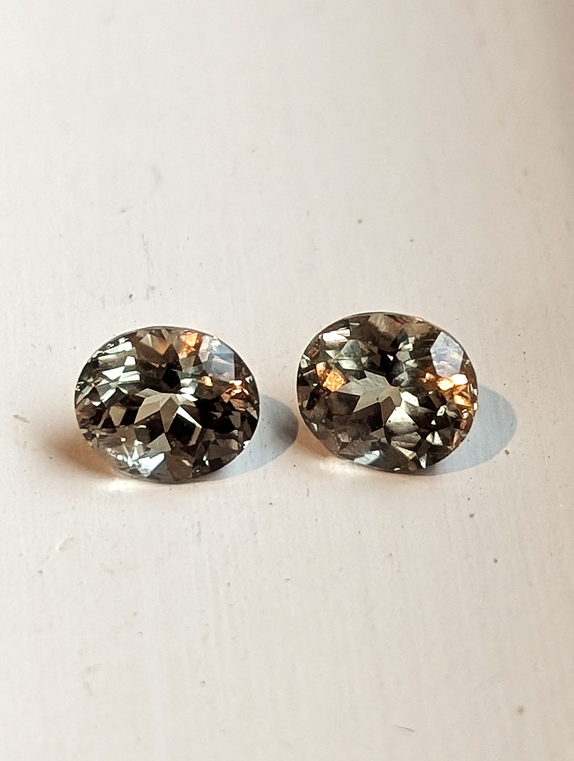 Zultanite® Oval Cut Gemstone PAIR (2 pieces) 9 x 7 Millimeter (D: 5 mm) 4.33 total carat, weight, MI